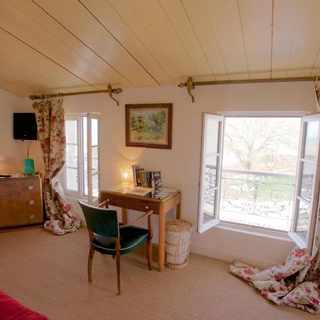 Le Corps De Garde Bed & Breakfast Saint-Martin-de-Re Exterior photo