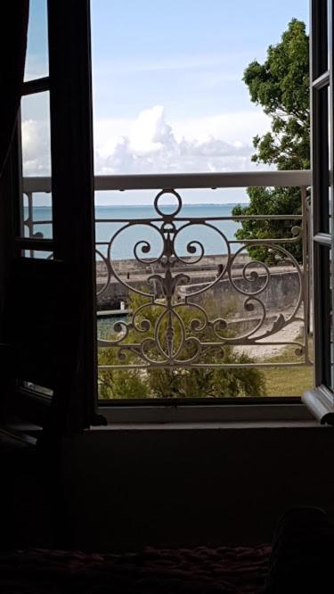 Le Corps De Garde Bed & Breakfast Saint-Martin-de-Re Exterior photo